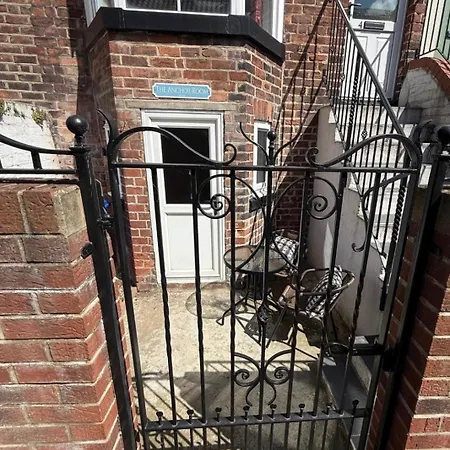 The Anchor Guest house 3*